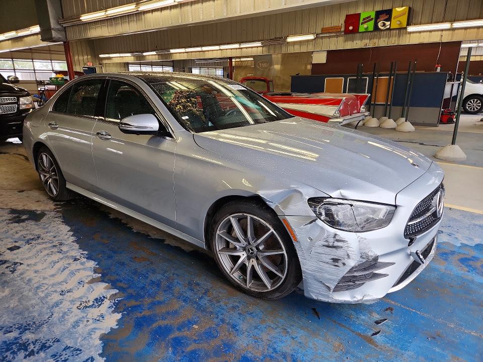 2023 Mercedes-benz VIN W1KZF5KB5PB158775 COPART salvage auction — SIDE, In - Cert Of Title-Salvage Title, sold $60 on 2026-07-27 (photo 4)