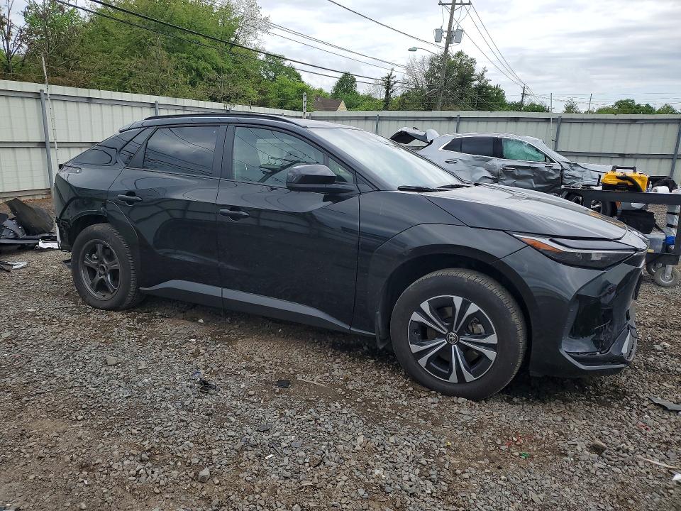 2025 Toyota VIN JTMAAAAA5SA067723 COPART salvage auction — REAR END, Nj - Cert Of Title-Salvage, sold $7,300 on 2026-07-31 (photo 4)