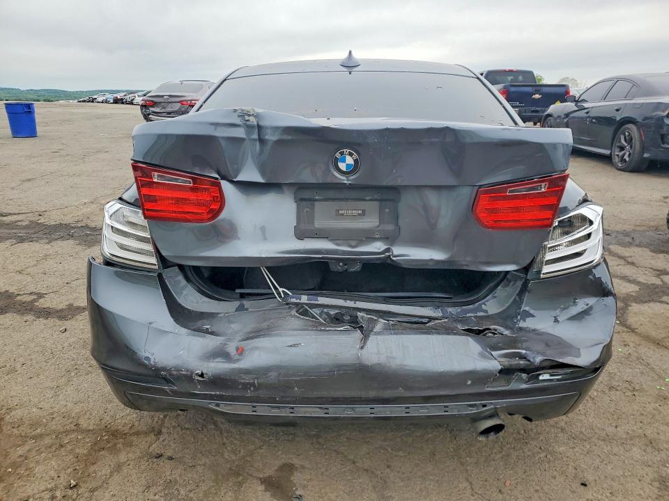 2013 BMW 3er VIN WBA3A5C54DJ460838 COPART salvage auction — REAR END, Pa - Cert Of Salv-R=Reconstructed, sold $400 on 2026-08-04 (photo 6)