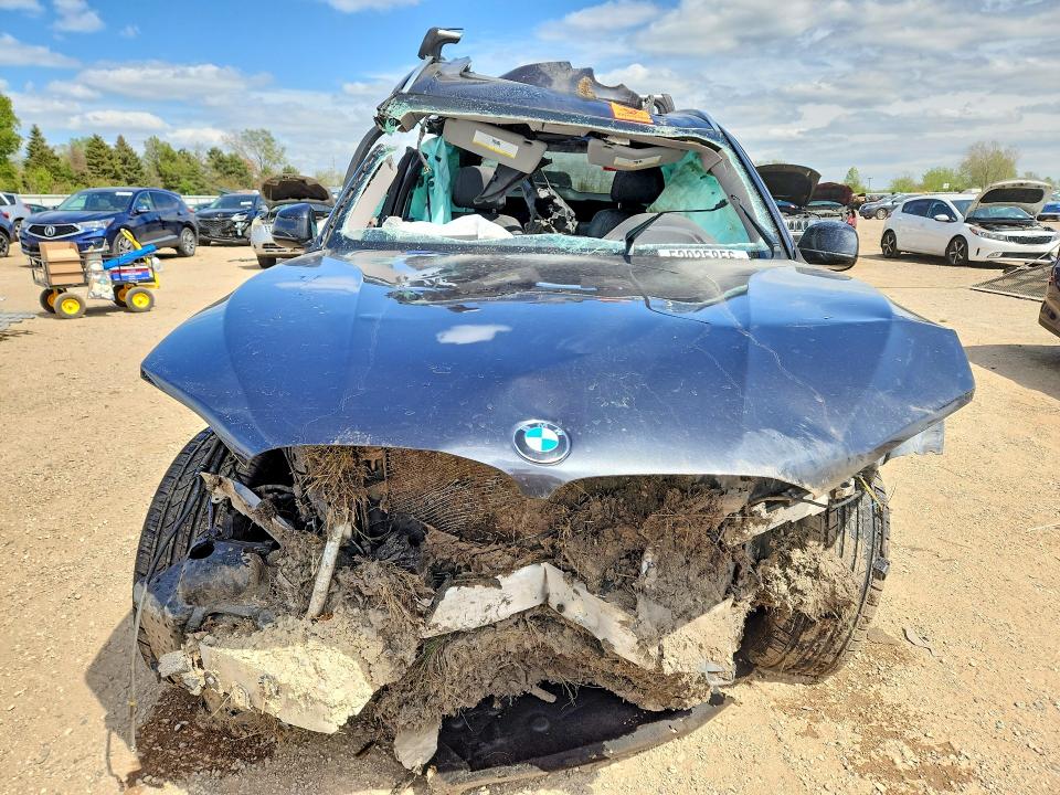 2015 BMW X5 VIN 5UXKS4C5XF0N11191 COPART salvage auction — ROLLOVER, Il - Junking Cert Of A Vehicle, sold $225 on 2026-07-28 (photo 5)