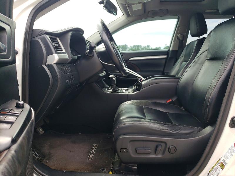 2014 Toyota VIN 5TDKKRFH1ES013039 COPART salvage auction — FRONT END, Nc - Salvage Certificate Of Title, sold $600 on 2026-07-21 (photo 7)