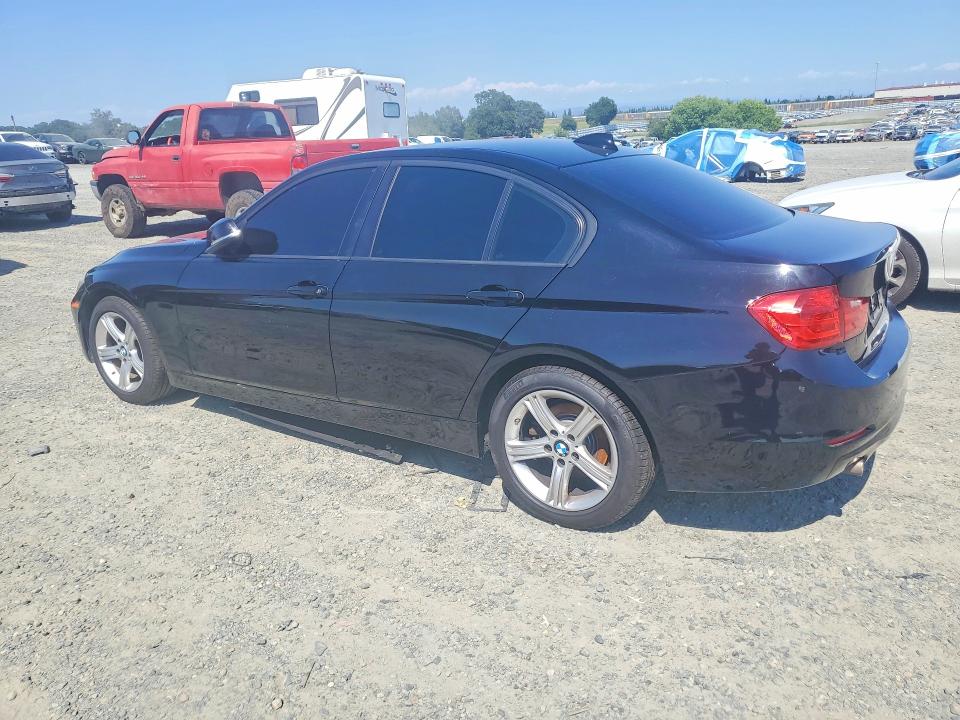 2014 BMW 3er VIN WBA3D3C5XEK155397 COPART salvage auction — MINOR DENT/SCRATCHES, Ca - Dis/Dlr/Exp Only Clean Title, sold $2,550 on 2026-07-02 (photo 2)