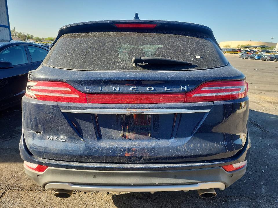 2019 Lincoln Mkc VIN 5LMCJ3C97KUL44788 COPART salvage auction — FRONT END, CA - DIS/DLR/EXP ONLY CLEAN TITLE, sold $4,500 on 2026-07-27 (photo 6)