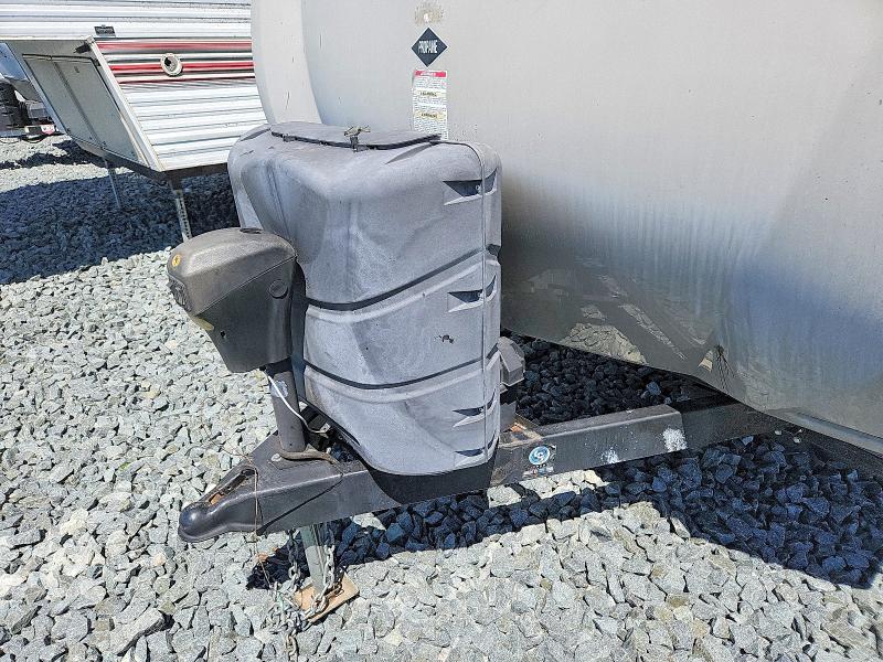 2015 Cruiser rv Fun finder VIN 5RXTA242XF1032455 COPART salvage auction — HAIL, MI - CERTIFICATE OF TITLE, sold $4,050 on 2026-07-07 (photo 7)