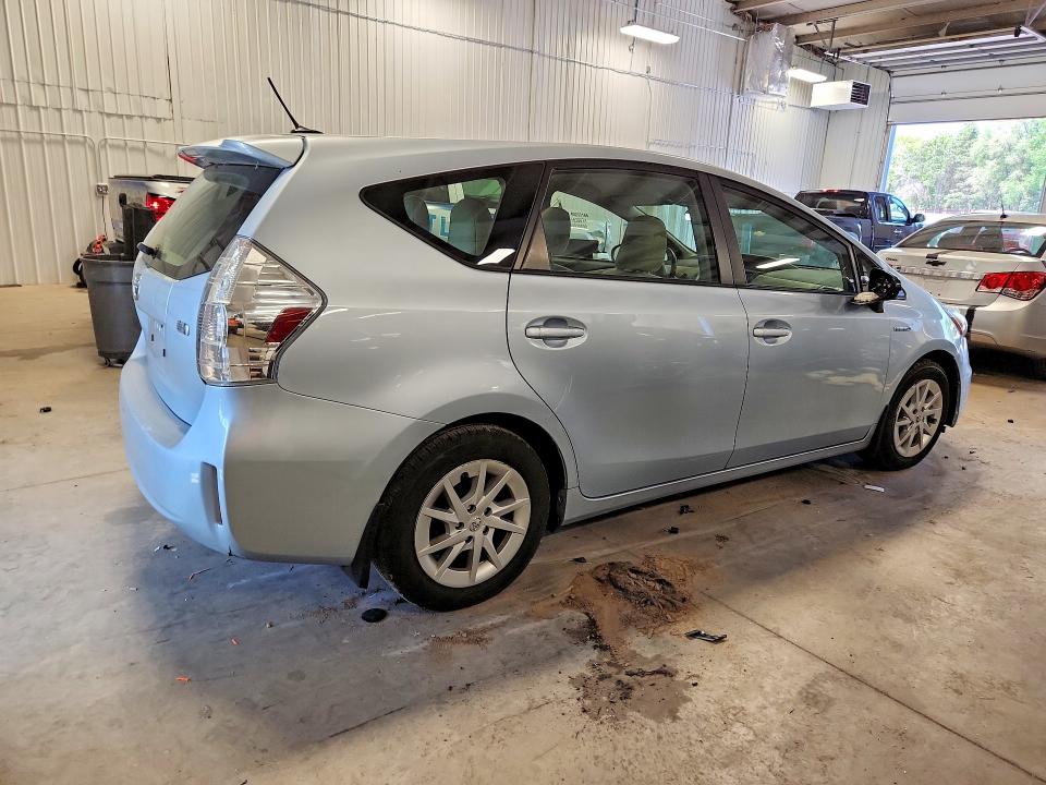 2012 Toyota Prius VIN JTDZN3EU8C3052260 COPART salvage auction — FRONT END, Mn - Cert Of Title-Salvage, sold $2,950 on 2026-07-16 (photo 3)