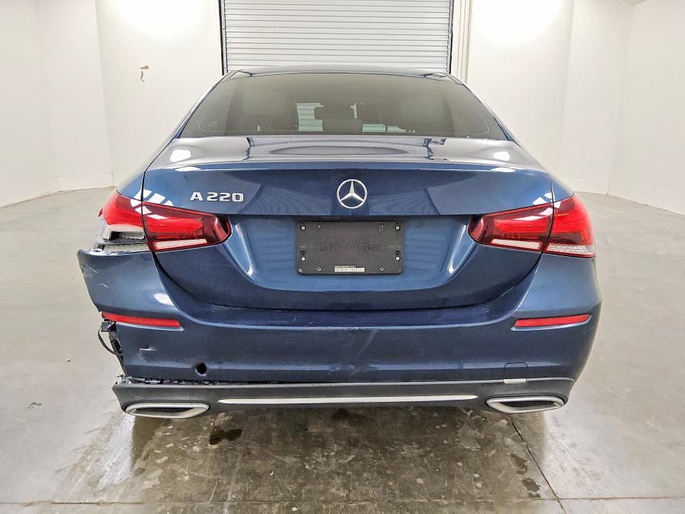 2019 Mercedes-benz A-class VIN WDD3G4EB2KW019813 COPART salvage auction — REAR END, Tx - Certificate Of Title, sold $6,300 on 2026-07-09 (photo 6)