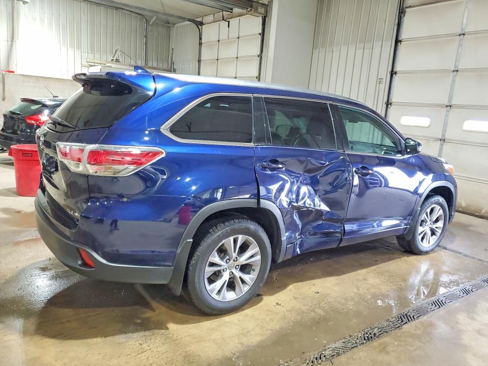 2015 Toyota Highlander VIN 5TDJKRFHXFS217013 COPART salvage auction — SIDE, Pa - Certificate Of Salvage, sold $5,200 on 2026-07-23 (photo 3)