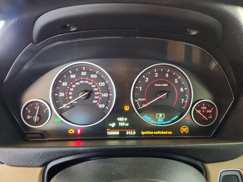 2018 BMW 3er VIN WBA8E1C52JA756813 COPART salvage auction — NORMAL WEAR, Az - Certificate Of Title, sold $6,300 on 2026-07-13 (photo 9)