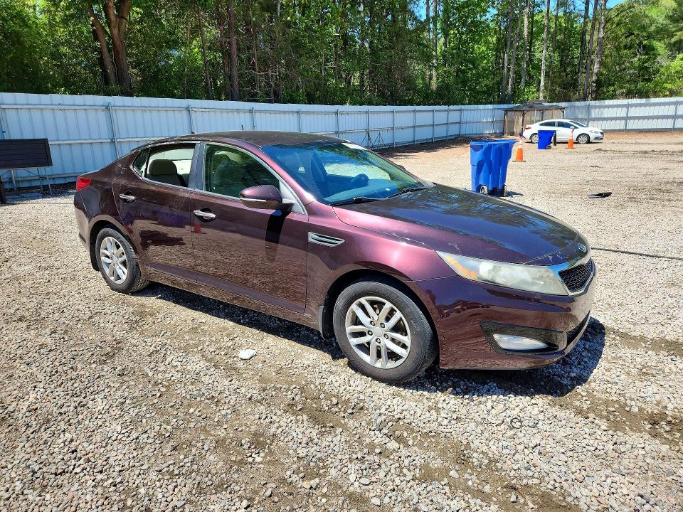2013 Kia VIN 5XXGM4A72DG258952 COPART salvage auction — MINOR DENT/SCRATCHES, NC - SALVAGE CERTIFICATE OF TITLE, sold $850 on 2026-07-24 (photo 4)
