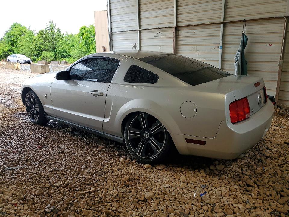 2009 Ford Mustang VIN 1ZVHT80N195144836 COPART salvage auction — REAR END, Nc - Salvage Certificate Of Title, sold $400 on 2026-07-06 (photo 2)