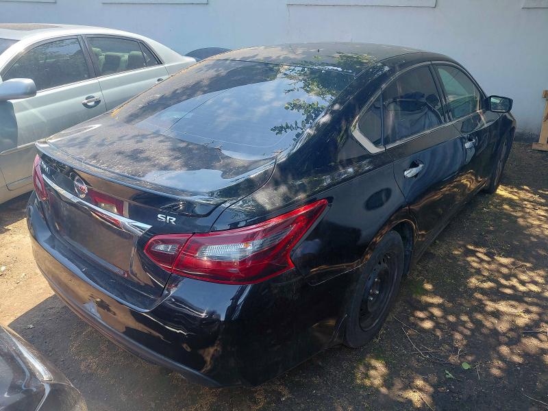 2017 Nissan VIN 1N4AL3AP8HC109220 COPART salvage auction — MINOR DENT/SCRATCHES, Ky - Certificate Of Title (P), sold $975 on 2026-07-09 (photo 4)