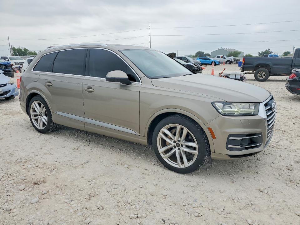2017 Audi Q7 VIN WA1VAAF77HD023125 COPART salvage auction — MECHANICAL, Tx - Certificate Of Title, sold $4,300 on 2026-07-02 (photo 4)