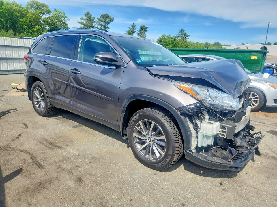 2019 Toyota VIN 5TDJZRFH8KS915464 COPART salvage auction — FRONT END, Ri - Salvage Certificate Of Title, sold $7,500 on 2026-07-16 (photo 4)