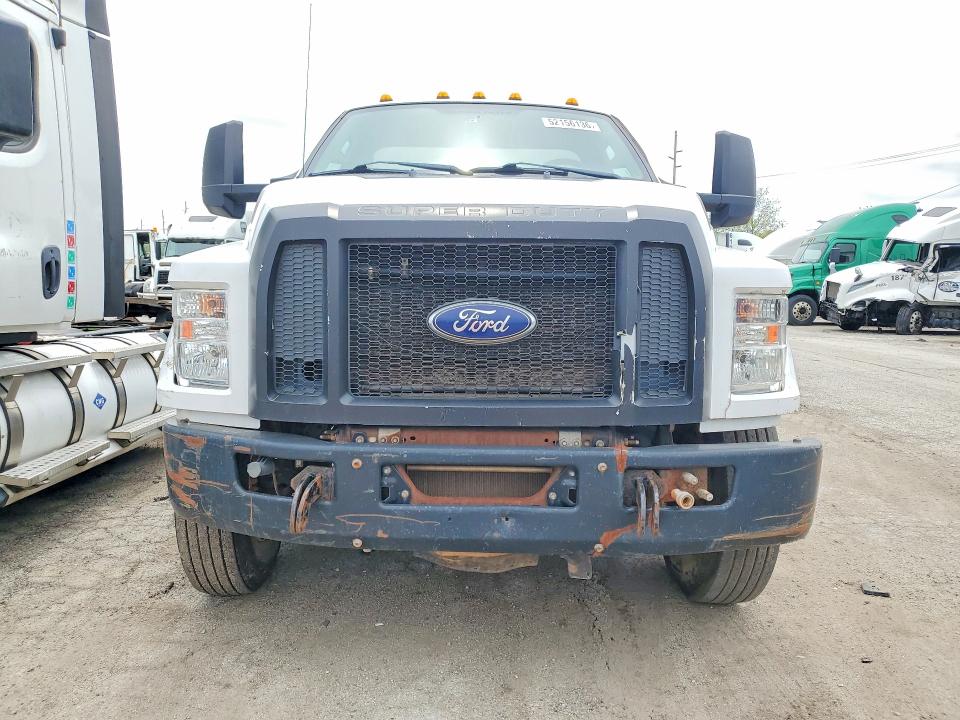 2017 Ford F-650 VIN 1FDWF6DC2HDB09656 COPART salvage auction — FRONT END, Ok - Certificate Of Title, sold $7,800 on 2026-07-27 (photo 5)