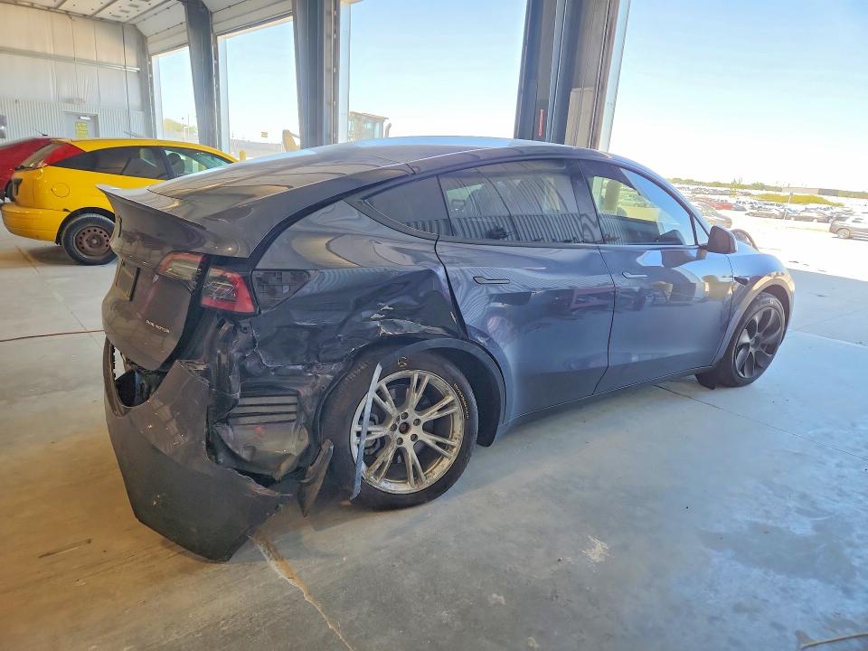 2023 Tesla Model y VIN 7SAYGDEE3PA188812 COPART salvage auction — REAR END, Ne - Cert Of Title-Salvage, sold $5,300 on 2026-07-28 (photo 3)