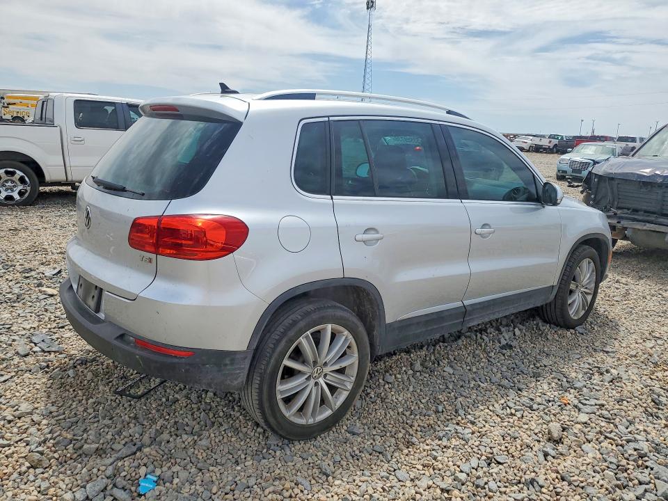2016 Volkswagen VIN WVGAV7AX2GW606364 COPART salvage auction — SIDE, Tx - Salvage Vehicle Title, sold $1,800 on 2026-07-14 (photo 3)
