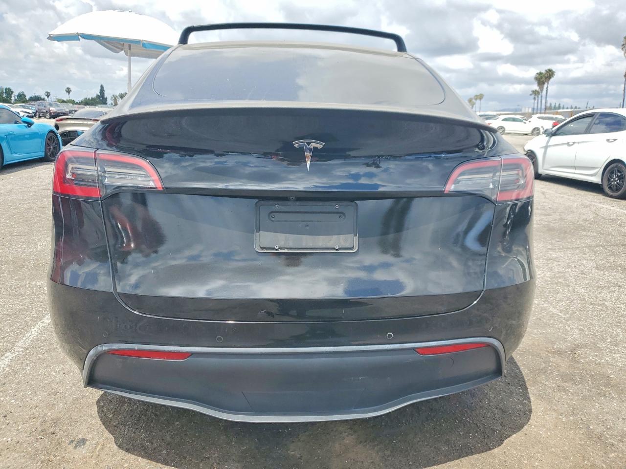 2021 Tesla Model y VIN 5YJYGDEF5MF216081 COPART salvage auction — Front End, Sc - Salvage Title, sold $7,400 on 2026-07-17 (photo 6)