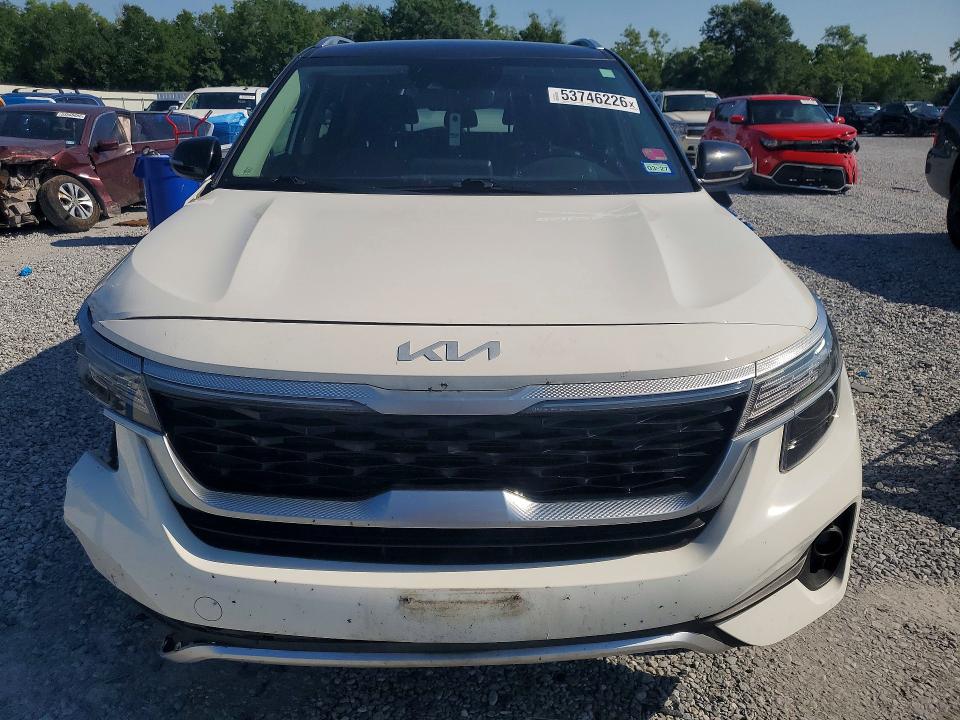 2022 Kia Seltos VIN KNDEU2AA7N7309069 COPART salvage auction — FRONT END, Tx - Salvage Vehicle Title, sold $1,200 on 2026-07-27 (photo 5)
