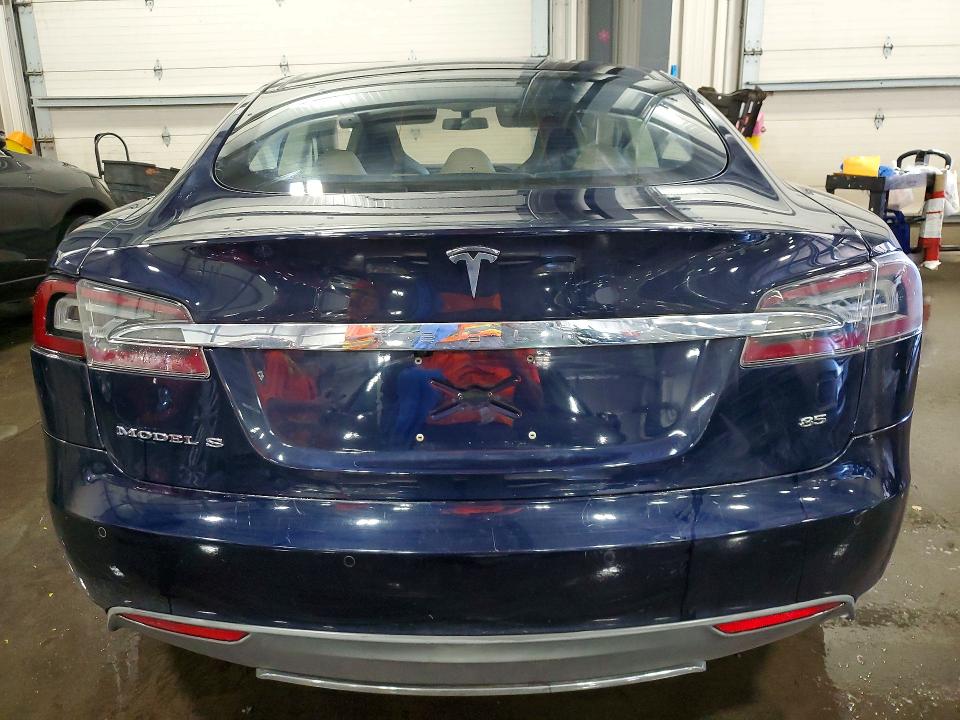 2013 Tesla Model s VIN 5YJSA1CN4DFP08570 COPART salvage auction — FRONT END, MN - CERT OF TITLE-SALVAGE, sold $900 on 2026-07-02 (photo 6)
