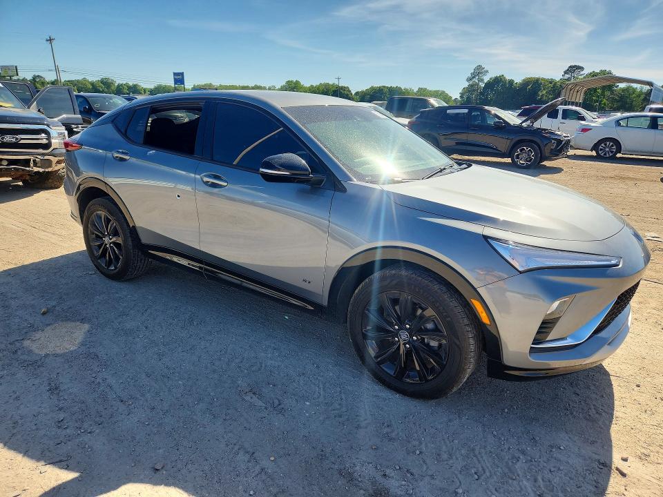 2025 Buick . VIN KL47LBEP1SB158078 COPART salvage auction — VANDALISM, Fl - Cert Of Title Slvg Rebuildable, sold $9,600 on 2026-07-02 (photo 4)