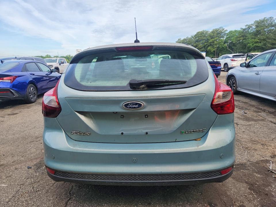 2014 Ford Focus VIN 1FADP3R45EL259986 COPART salvage auction — FRONT END, GA - CERT OF TITLE-MANUFCTR BUYBACK, sold $275 on 2026-07-02 (photo 6)
