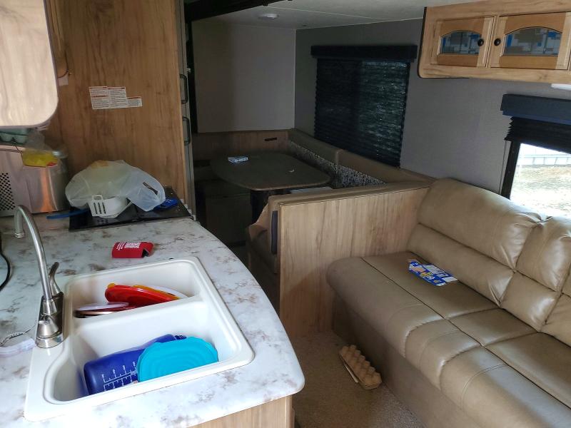 2019 Forrest river VIN 5ZT2FEUB2KW008812 COPART salvage auction — HAIL, AR - CERTIFICATE OF TITLE, sold $6,800 on 2026-07-14 (photo 6)