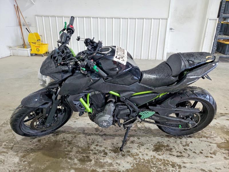 2017 Kawasaki Er VIN JKAEREG13HDA01832 COPART salvage auction — FRONT END, Salvage Title, sold $150 on 2026-07-23 (photo 3)