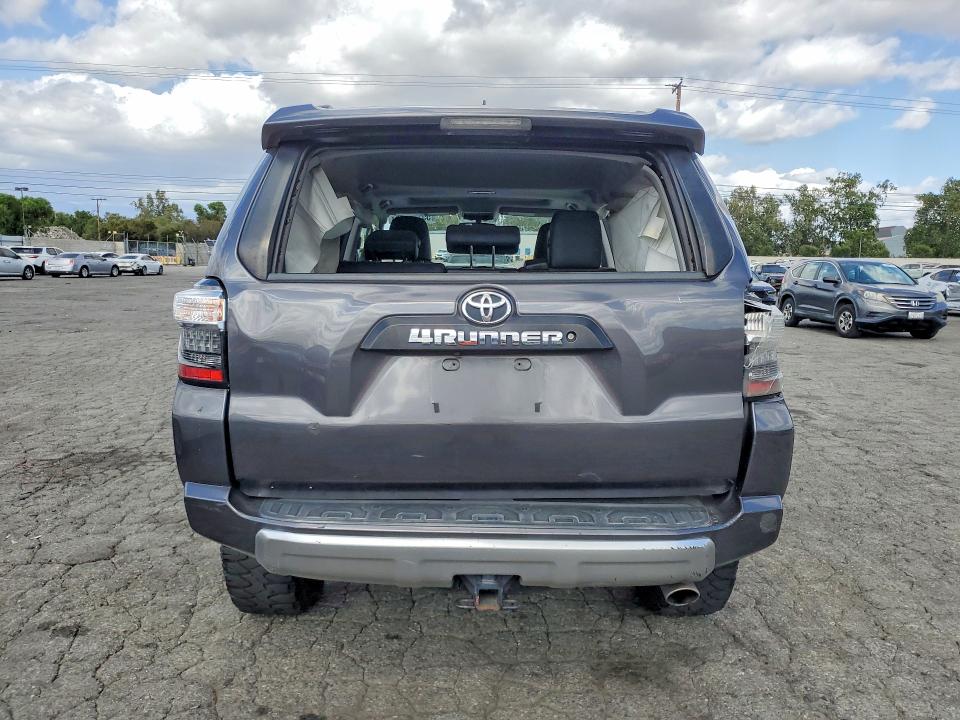 2019 Toyota 4runner VIN JTEBU5JR7K5709422 COPART salvage auction — SIDE, Fl - Dis/Dlr/Exp Only Clean Title, sold $14,200 on 2026-07-23 (photo 6)