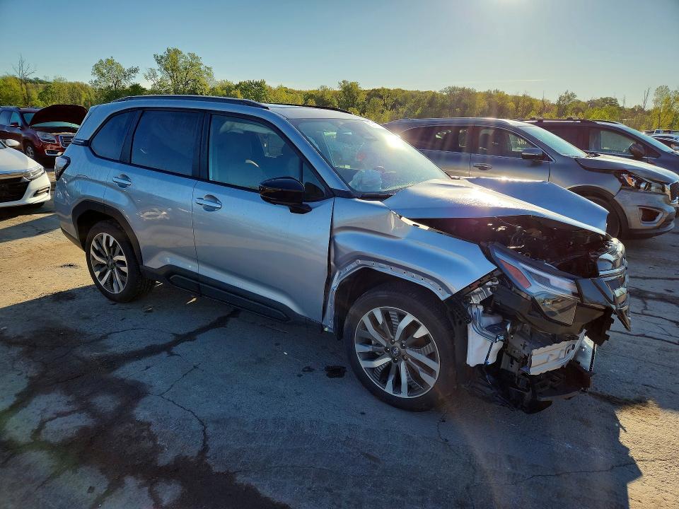 2025 Subaru Forester VIN JF2SLDTC6SH600220 COPART salvage auction — FRONT END, NY - MV-907A SALVAGE CERTIFICATE, sold $6,800 on 2026-07-02 (photo 4)