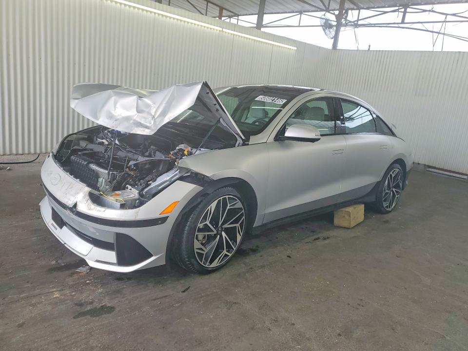 2025 Hyundai Ioniq 6 VIN KMHM54AA0SA095573 — COPART salvage auction photo