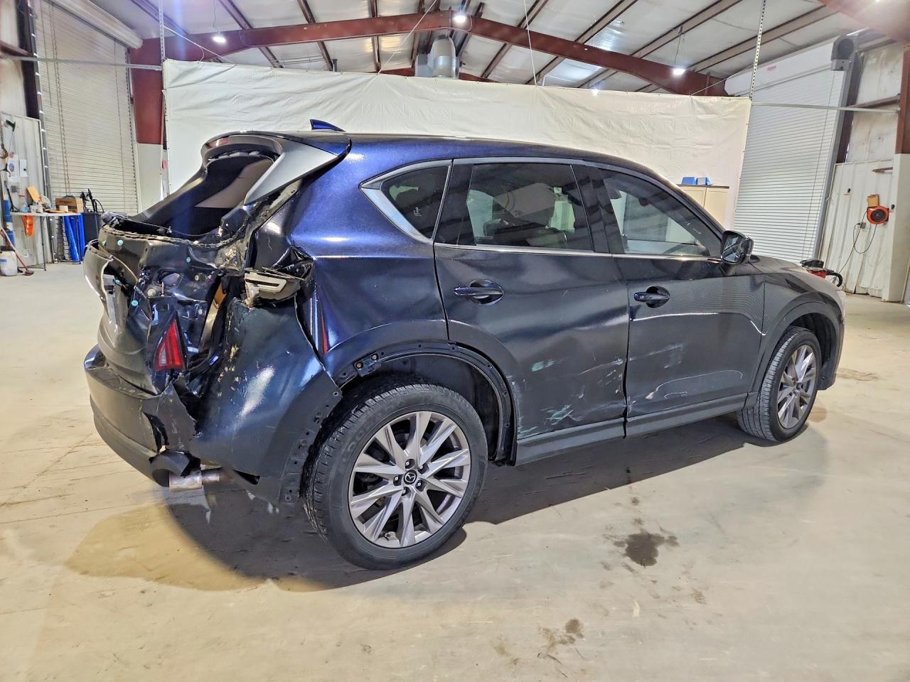 2019 Mazda Cx-5 VIN JM3KFBDM7K0651247 COPART salvage auction — Rear End, WV - SALVAGE CERTIFICATE, sold $4,250 on 2026-09-04 (photo 3)