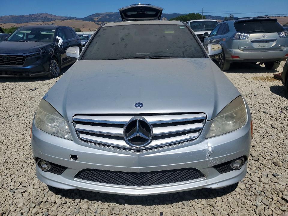 2009 Mercedes-benz C-klasse VIN WDDGF54X19F208289 COPART salvage auction — MINOR DENT/SCRATCHES, Or - Certificate Of Title, sold $500 on 2026-08-13 (photo 5)