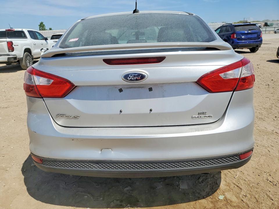 2014 Ford VIN 1FADP3F20EL288637 COPART salvage auction — FRONT END, Mo - Salvage Certificate Of Title, sold $425 on 2026-07-09 (photo 6)