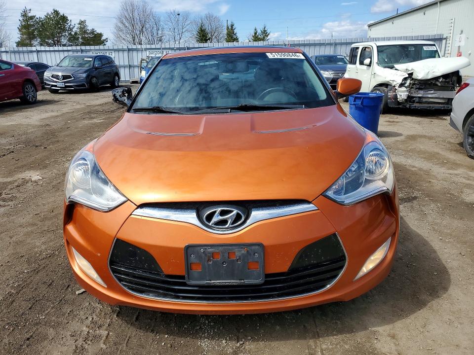 2012 Hyundai Veloster VIN KMHTC6AD8CU072632 COPART salvage auction — SIDE, On - Permit No Brand - Unfit, sold $1,250 on 2026-07-07 (photo 5)