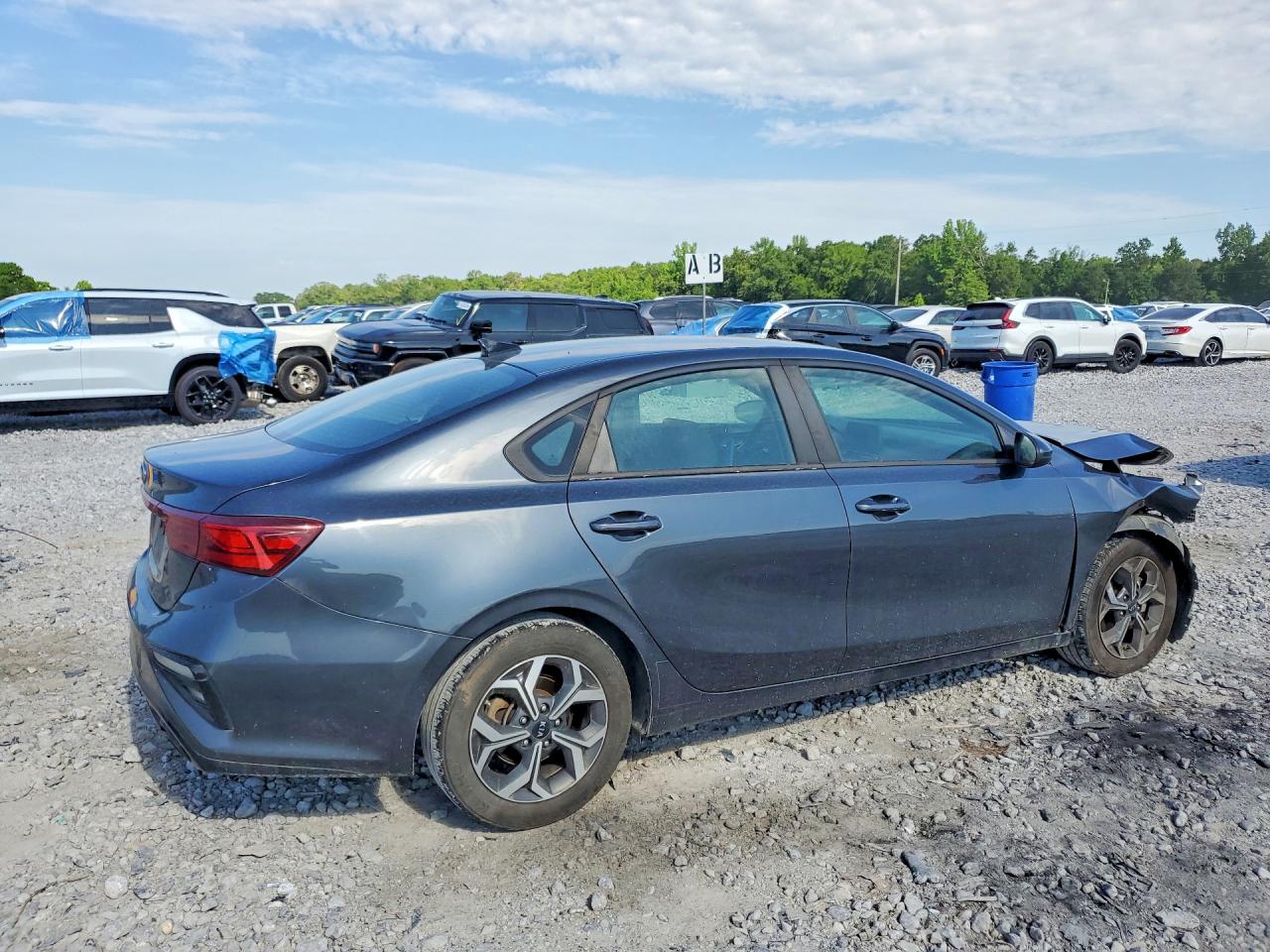 2019 Kia Forte VIN 3KPF24AD0KE122364 COPART salvage auction — Front End, AL - CERT OF TITLE-SALVAGE TITLE, sold $1,250 on 2026-06-25 (photo 3)