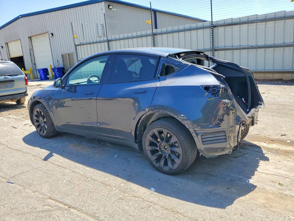 2024 Tesla Model y VIN 7SAYGDEE9RA231178 COPART salvage auction — REAR END, Ga - Cert Of Title-Salvage, sold $13,300 on 2026-07-28 (photo 2)