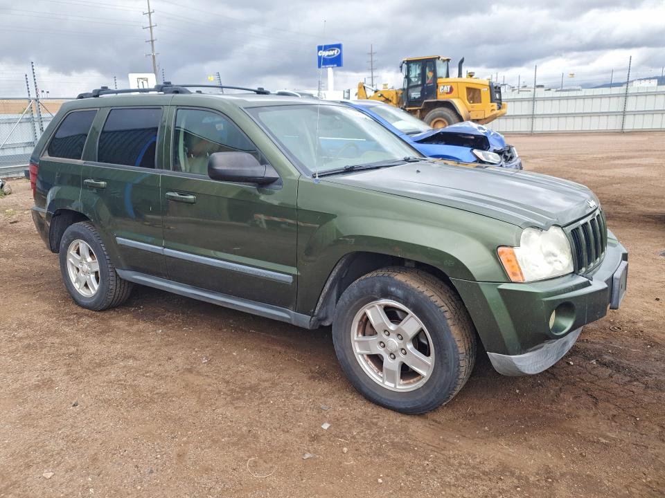 2007 Jeep Cherokee VIN 1J8GR48K17C510750 COPART salvage auction — SIDE, Co - Salvage Title, sold $400 on 2026-07-08 (photo 4)