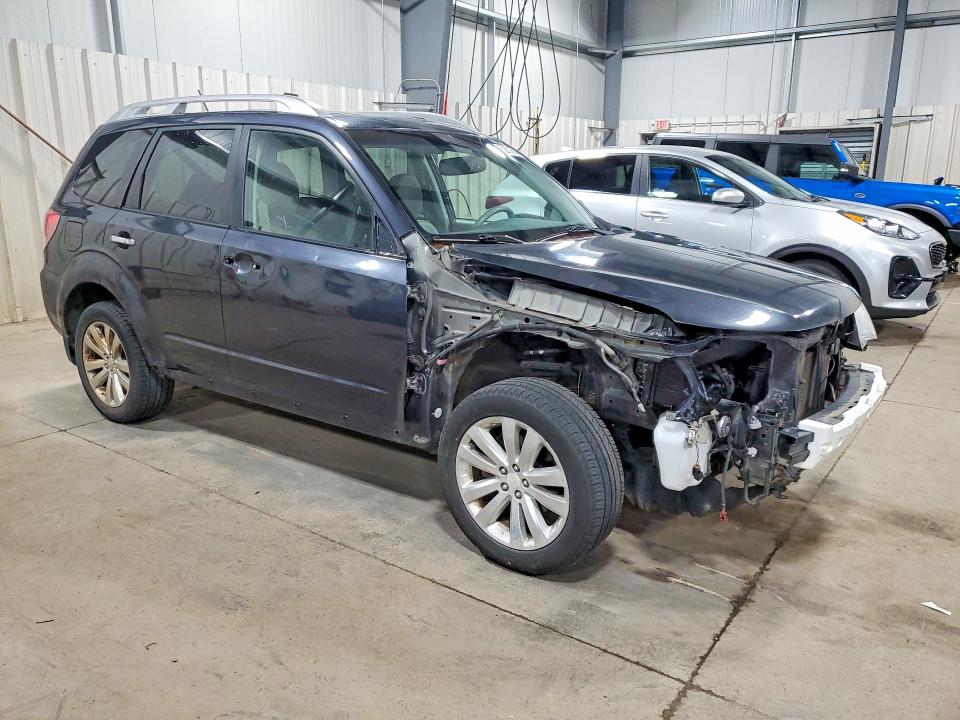 2011 Subaru Forester VIN JF2SHAHC2BH733033 COPART salvage auction — FRONT END, MN - CERT OF TITLE-PRIOR SALVAGE, sold $225 on 2026-07-28 (photo 4)