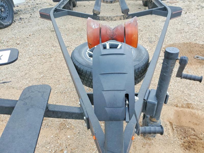 2024 Skeeter Trailers VIN 7FUBB2420RK231434 COPART salvage auction — UNDERCARRIAGE, TX - SALVAGE VEHICLE TITLE (P), sold $925 on 2026-07-30 (photo 8)