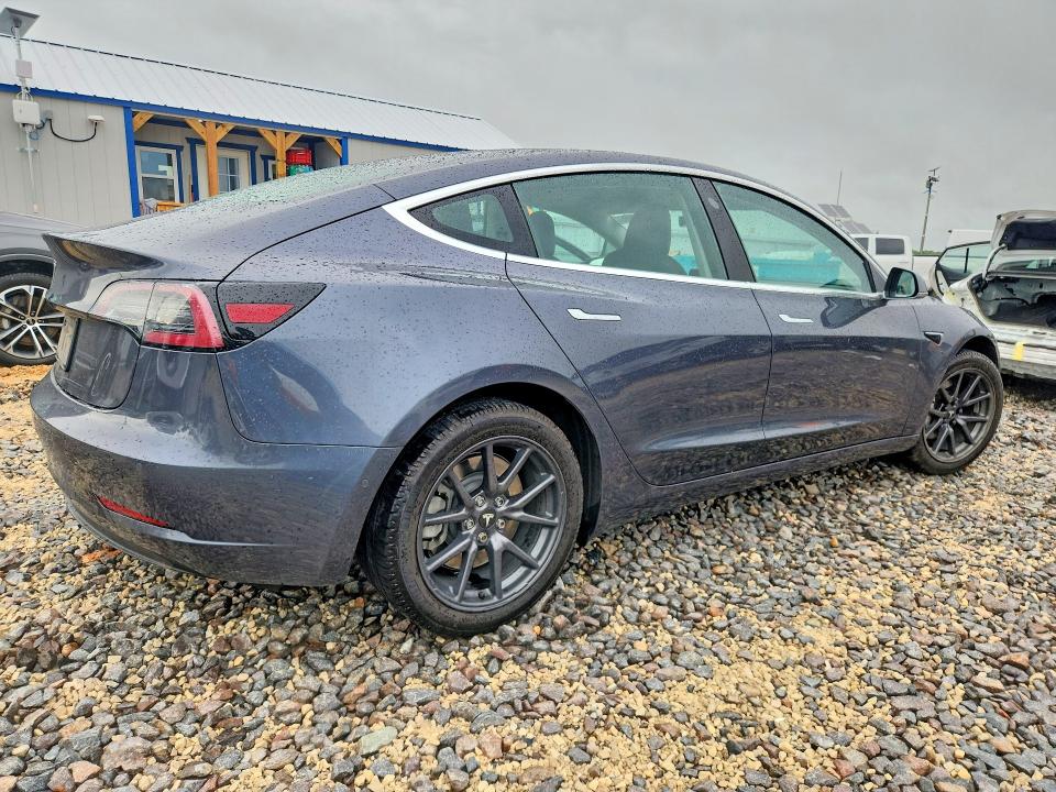 2019 Tesla Model 3 VIN 5YJ3E1EA2KF308197 COPART salvage auction — HAIL, Mo - Certificate Of Title, sold $10,200 on 2026-07-06 (photo 3)