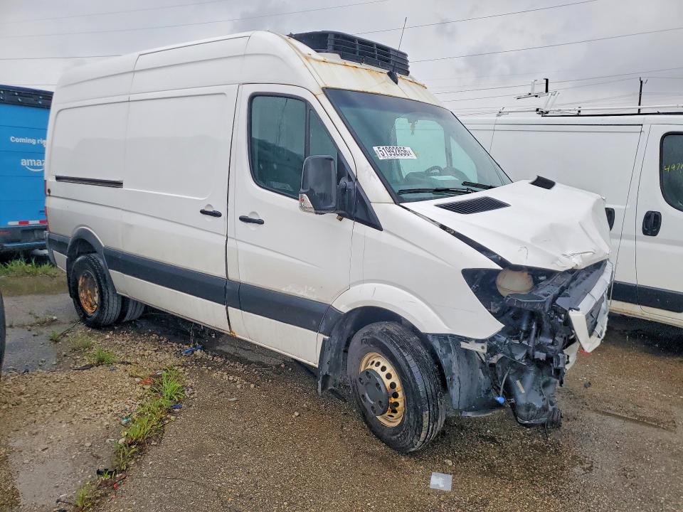 2017 Freightliner Sprinr3500 VIN WDYPF0CD7HP387973 COPART salvage auction — FRONT END, MI - CERTIFICATE OF TITLE, sold $150 on 2026-07-27 (photo 4)