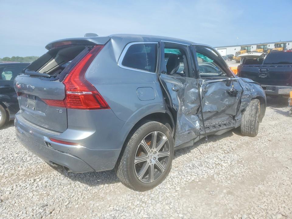 2021 Volvo Xc60 VIN YV4102DL3M1710060 COPART salvage auction — ROLLOVER, Salvage Title, sold $175 on 2026-07-21 (photo 3)