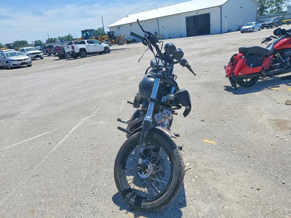 2017 Harley-davidson Street bob VIN 1HD1GXM18HC324351 COPART salvage auction — FRONT END, Ia - Cert Of Title-Salvage Title, sold $750 on 2026-07-09 (photo 2)