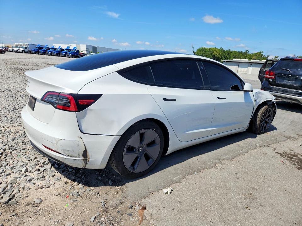 2022 Tesla Model 3 VIN 5YJ3E1EA1NF239622 COPART salvage auction — FRONT END, FL - CERT OF TITLE SLVG REBUILDABLE, sold $8,200 on 2026-07-27 (photo 3)