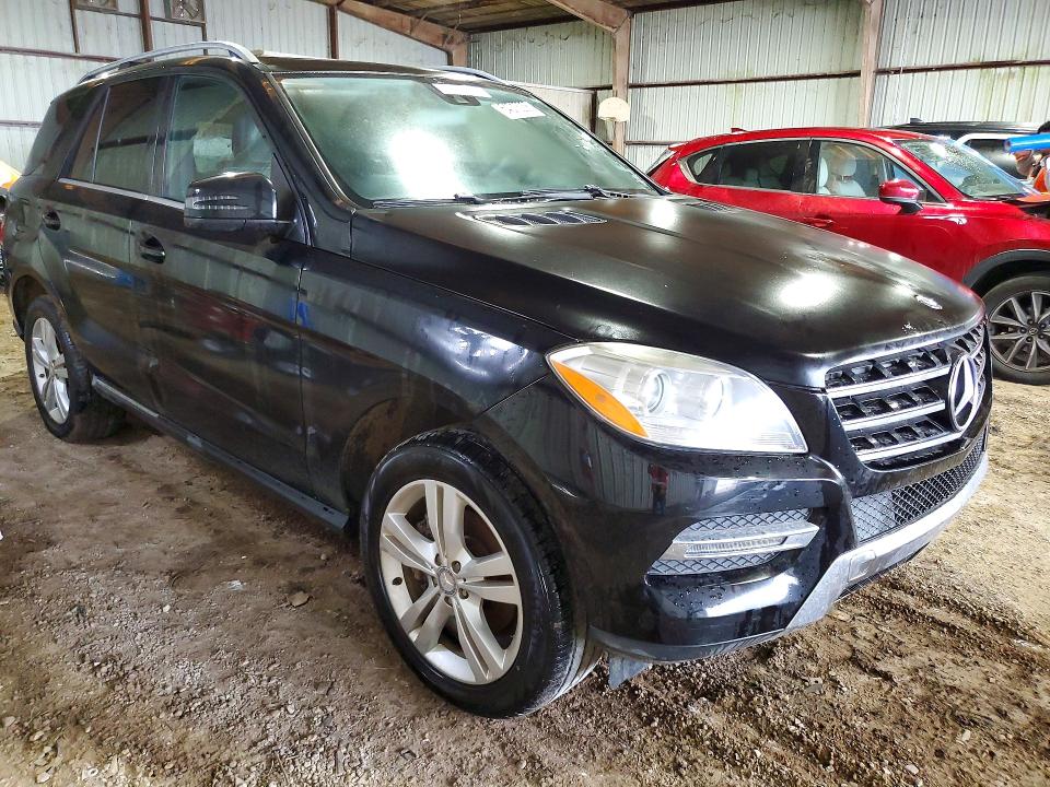 2015 Mercedes-benz M-klasse VIN 4JGDA5JB6FA485299 COPART salvage auction — MINOR DENT/SCRATCHES, Tx - Certificate Of Title, sold $6,600 on 2026-08-12 (photo 4)