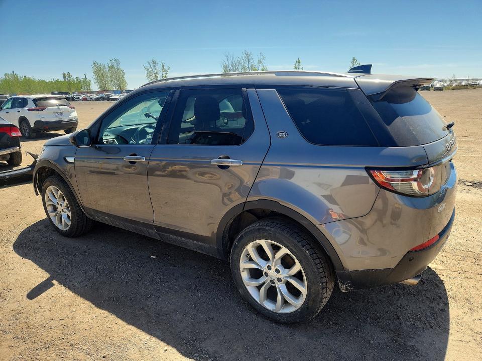 2017 Land rover Discovery VIN SALCT2BG5HH647266 COPART salvage auction — FRONT END, Qc - Gravement Accidente, sold $4,150 on 2026-07-07 (photo 2)