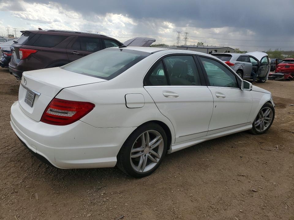 2013 Mercedes-benz VIN WDDGF4HBXDA752286 COPART salvage auction — FRONT END, Il - Salvage Certificate, sold $2,150 on 2026-07-28 (photo 3)