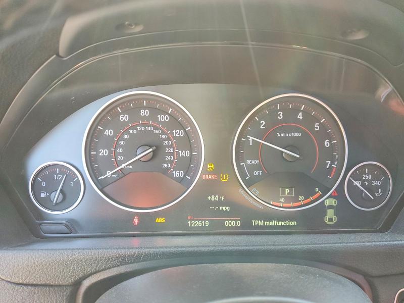 2015 BMW 4er VIN WBA3N5C51FK484838 COPART salvage auction — SIDE, TX - SALVAGE VEHICLE TITLE (P), sold $2,000 on 2026-07-31 (photo 9)