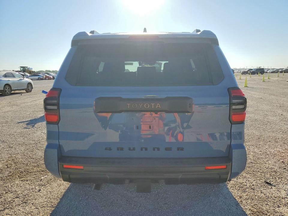 2025 Toyota 4runner VIN JTEVA5AR4S5009105 COPART salvage auction — FRONT END, Tx - Salvage Vehicle Title, sold $22,700 on 2026-07-30 (photo 6)