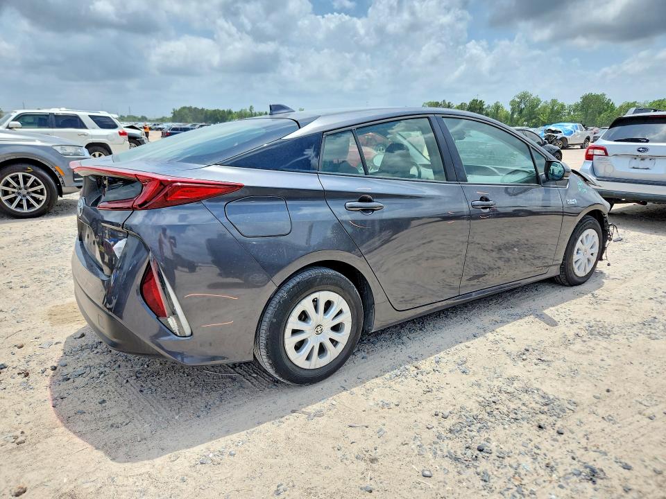 2021 Toyota Prius VIN JTDKAMFP1M3177016 COPART salvage auction — FRONT END, TX - SALVAGE VEHICLE TITLE, sold $3,850 on 2026-07-31 (photo 3)